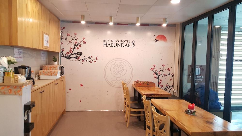 Business Hotel Haeundae S Busan Buitenkant foto